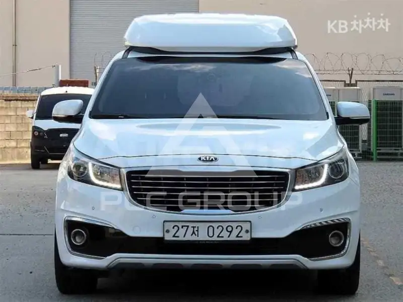 2017 KIA Carnival