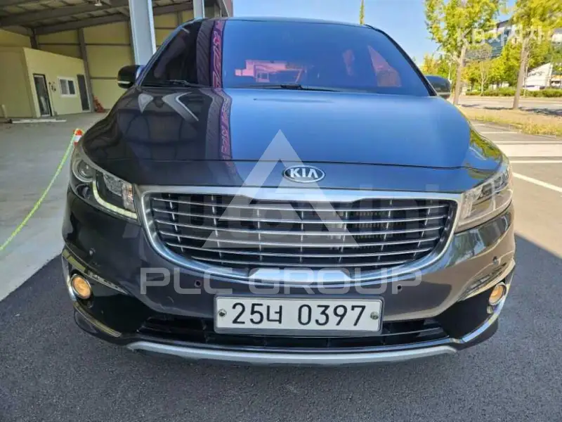 2017 KIA Carnival