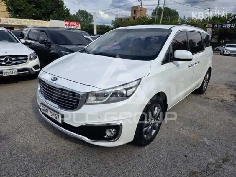 2017 KIA Carnival