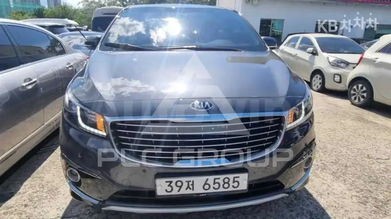 2017 KIA Carnival
