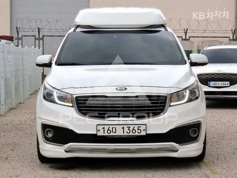 2017 KIA Carnival