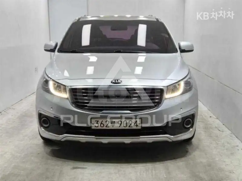 2017 KIA Carnival