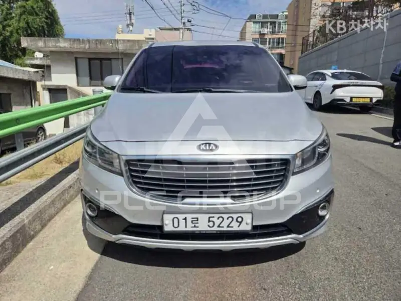 2017 KIA Carnival