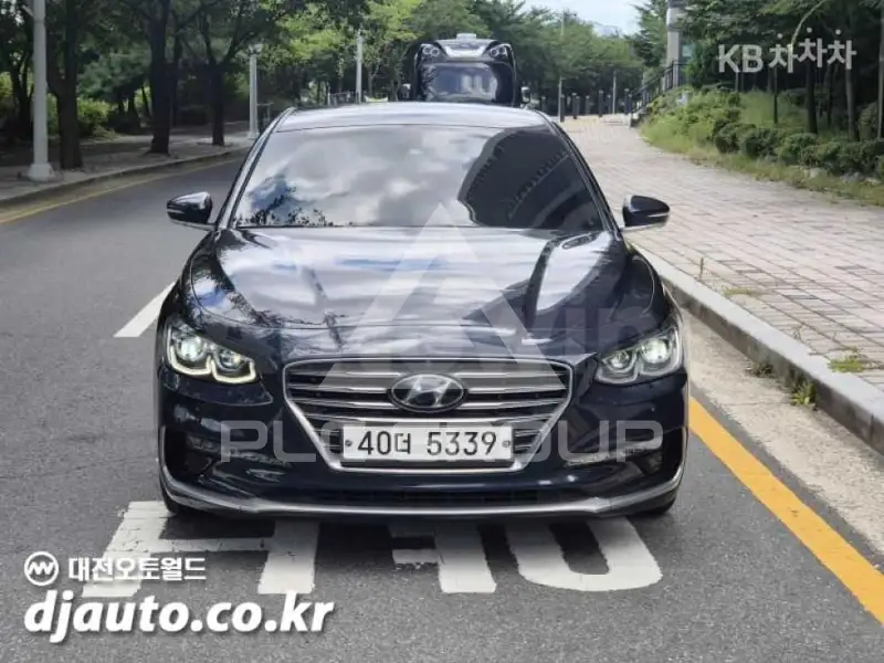 2017 Hyundai Grandeur
