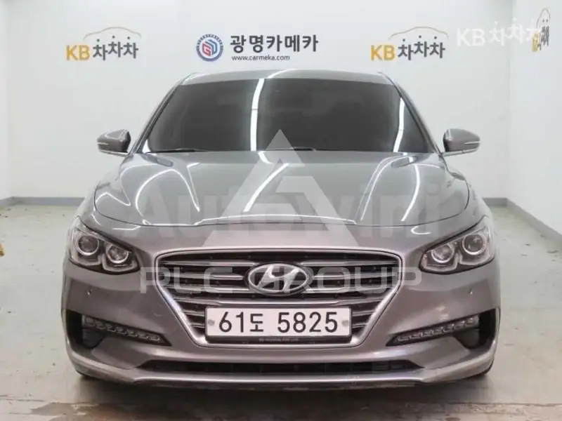 2017 Hyundai Grandeur