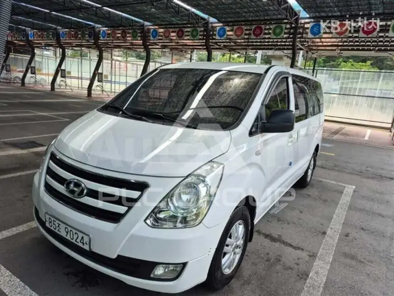 2017 Hyundai Starex