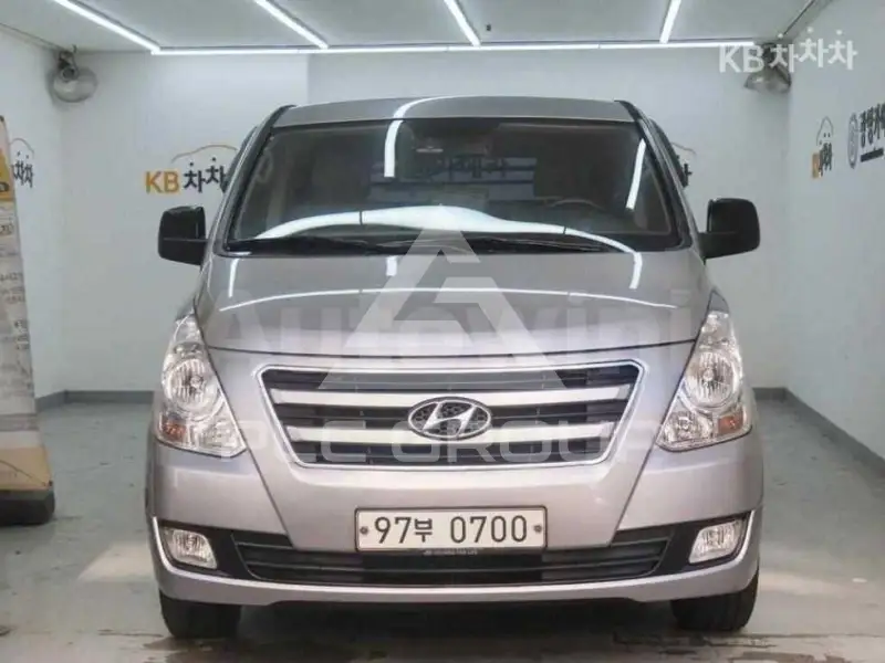 2017 Hyundai Starex