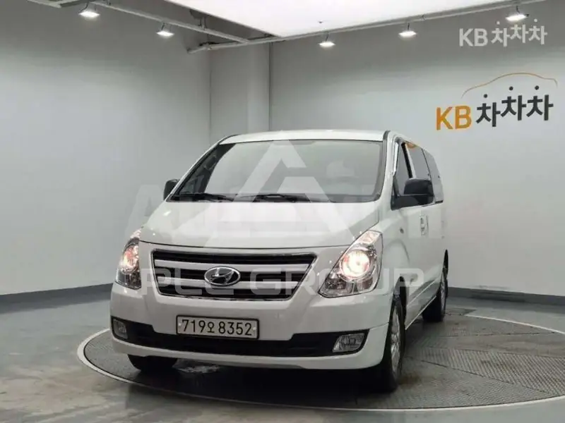 2017 Hyundai Starex