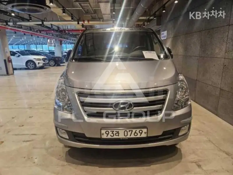 2017 Hyundai Starex