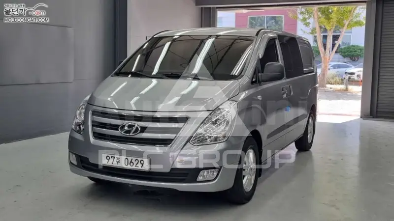 2017 Hyundai Starex