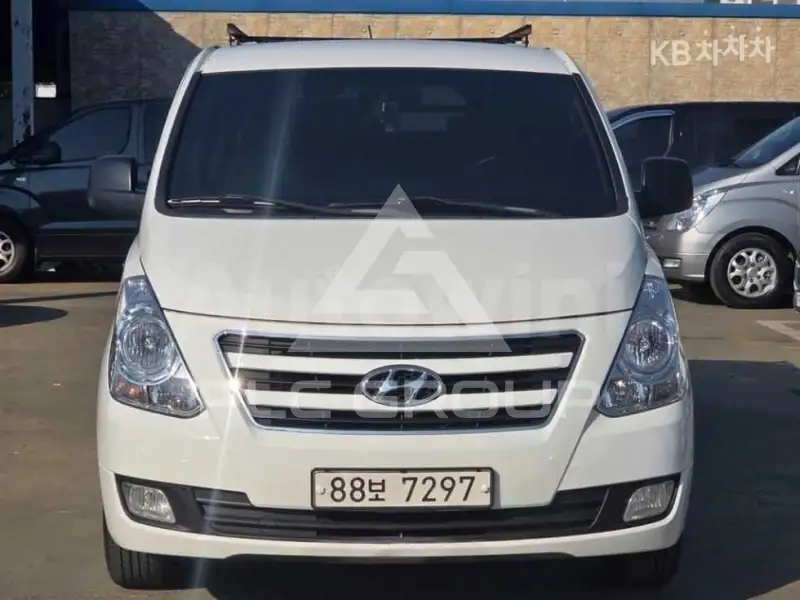 2017 Hyundai Starex