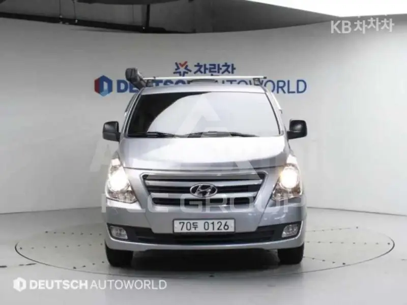 2017 Hyundai Starex