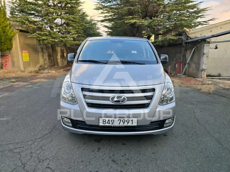2017 Hyundai Starex
