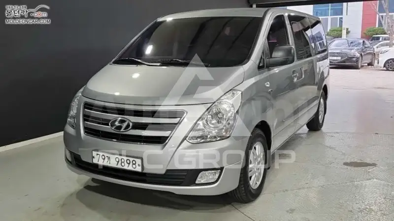 2017 Hyundai Starex