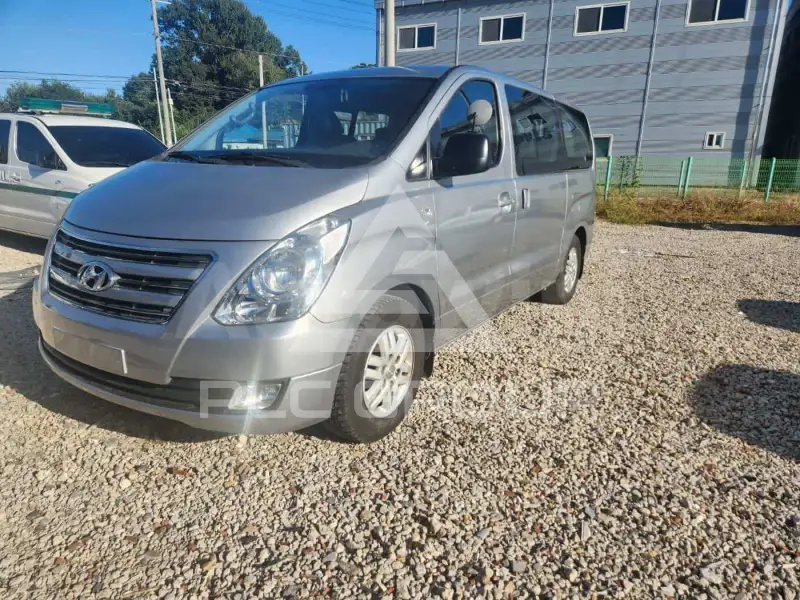 2017 Hyundai Starex