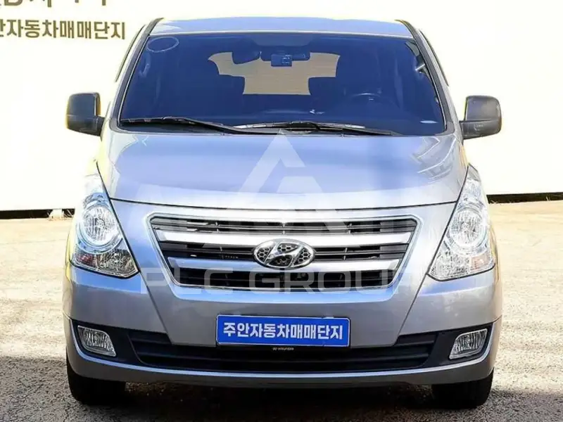 2017 Hyundai Starex