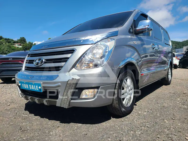 2017 Hyundai Starex