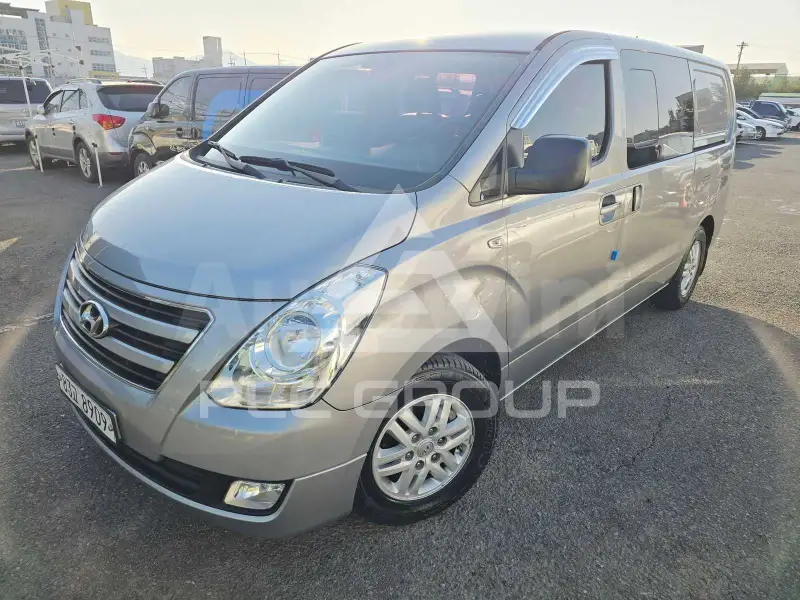 2017 Hyundai Starex