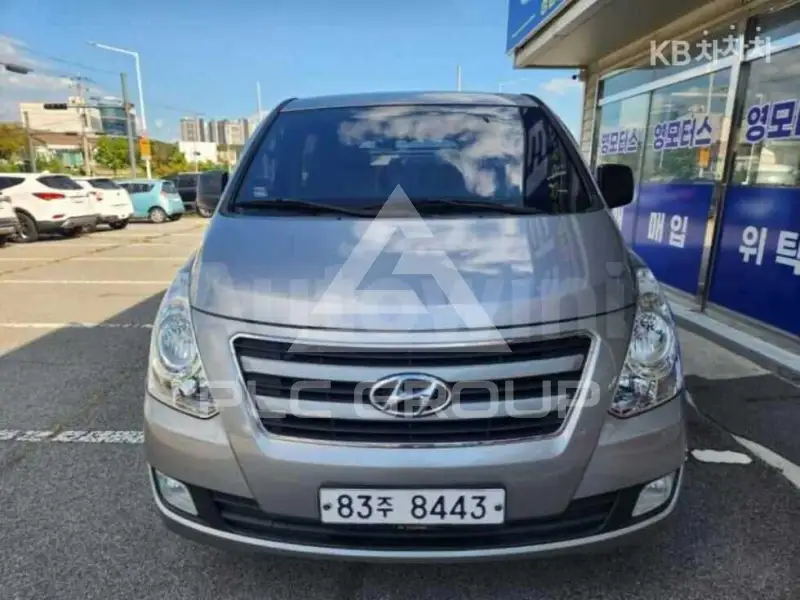 2017 Hyundai Starex
