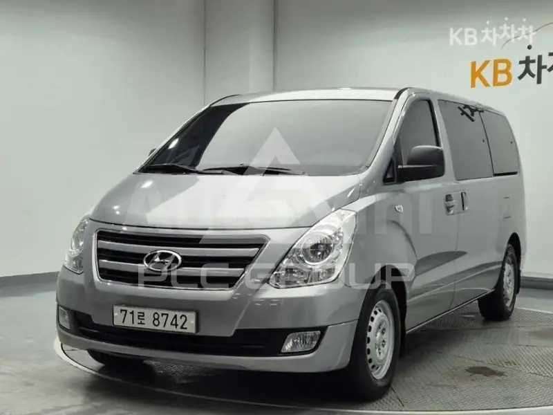 2017 Hyundai Starex