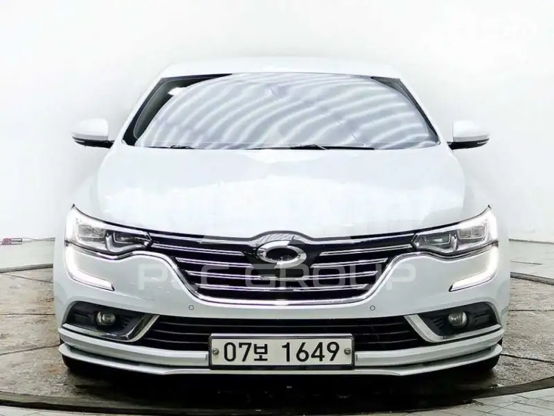 2017 Renault Sm6