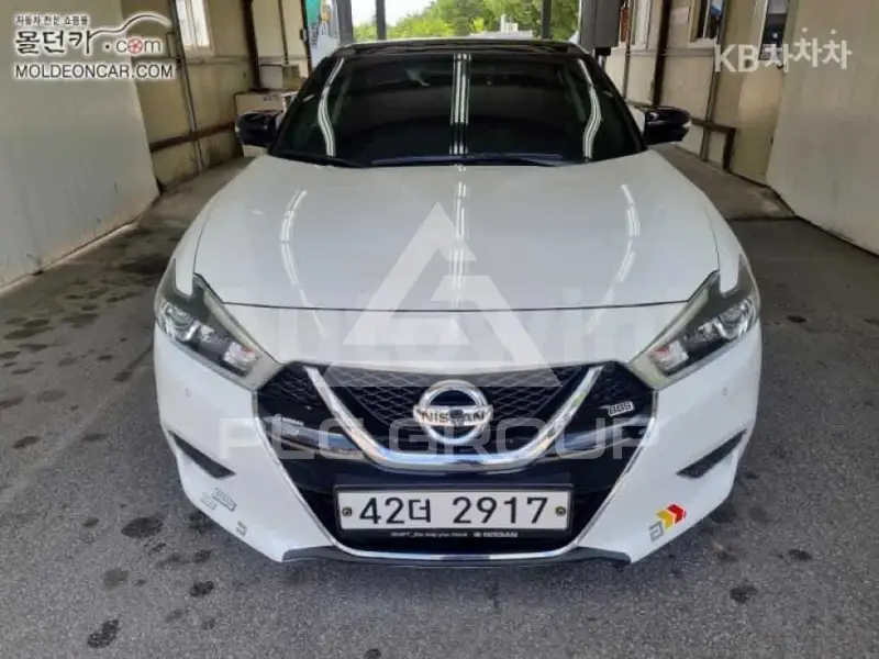 2018 Nissan MAXIMA