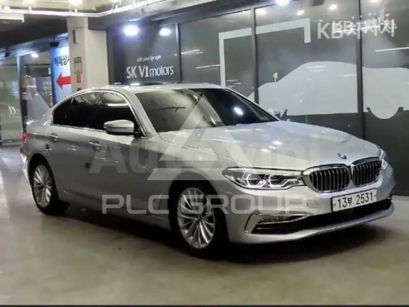 2018 BMW 523