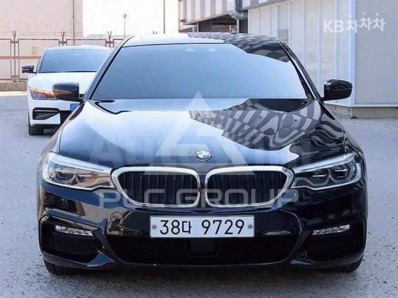 2018 BMW 523