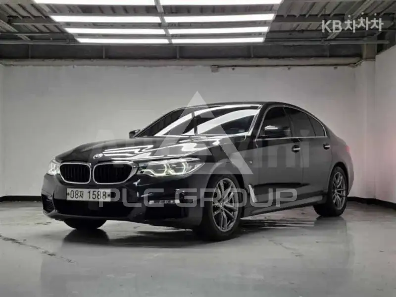 2018 BMW 523