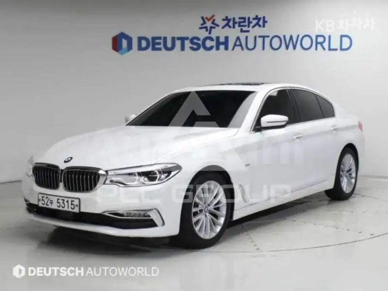 2018 BMW 523