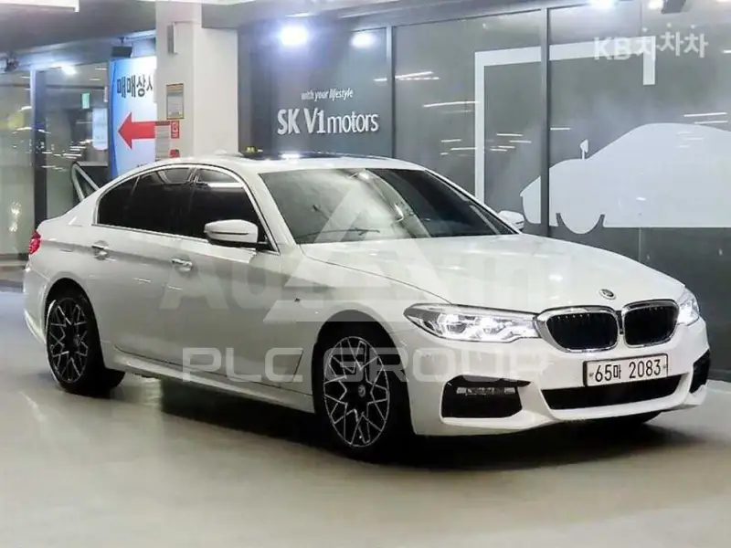 2018 BMW 523