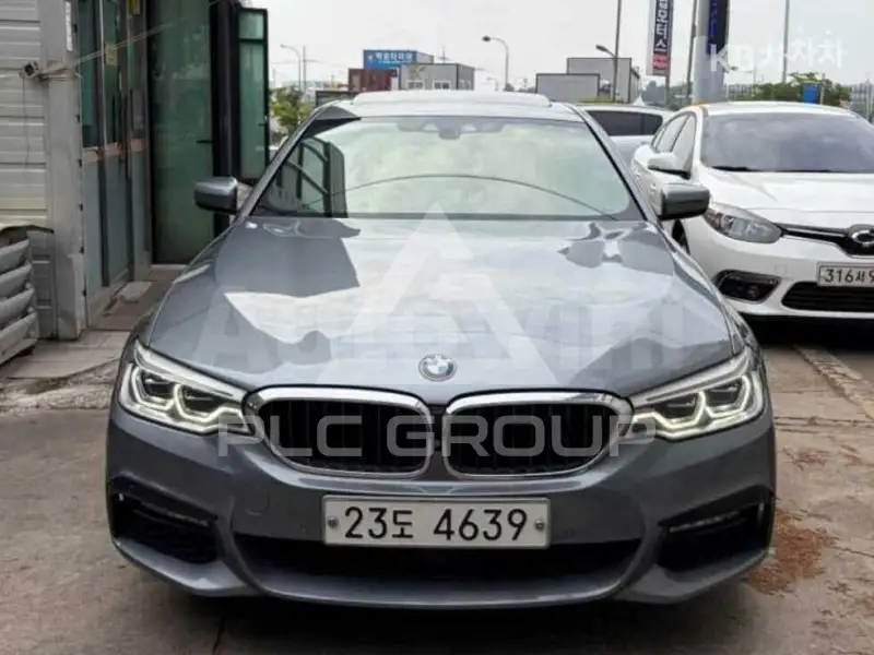 2018 BMW 523