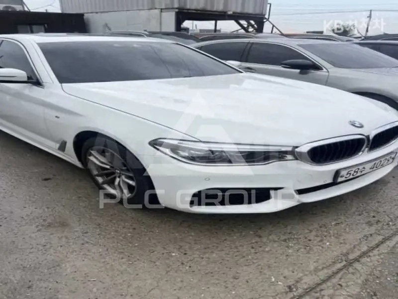 2018 BMW 523