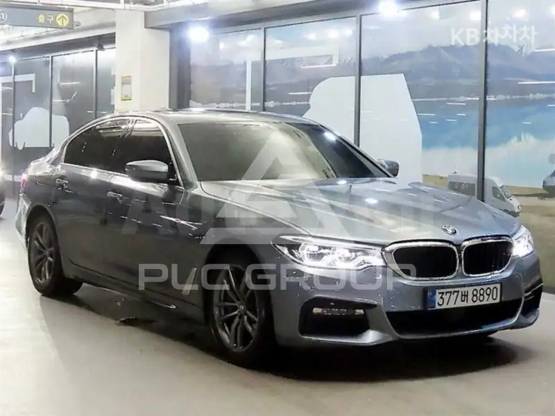2018 BMW 523