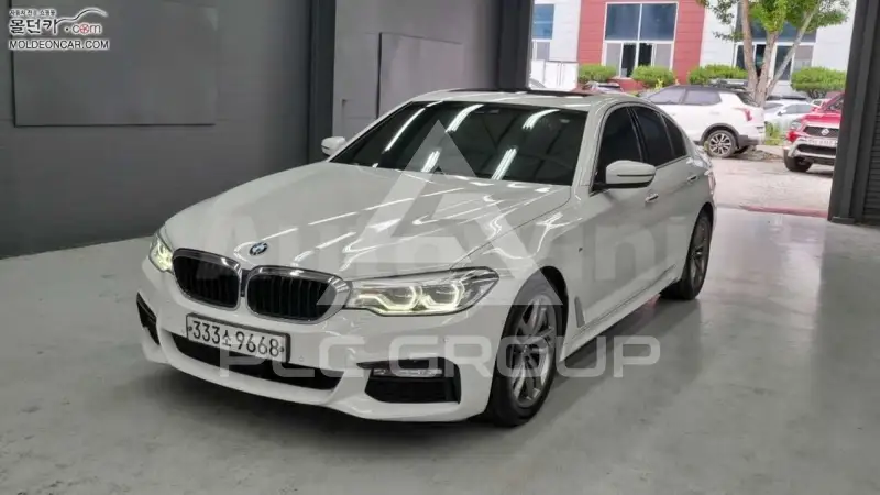 2018 BMW 523