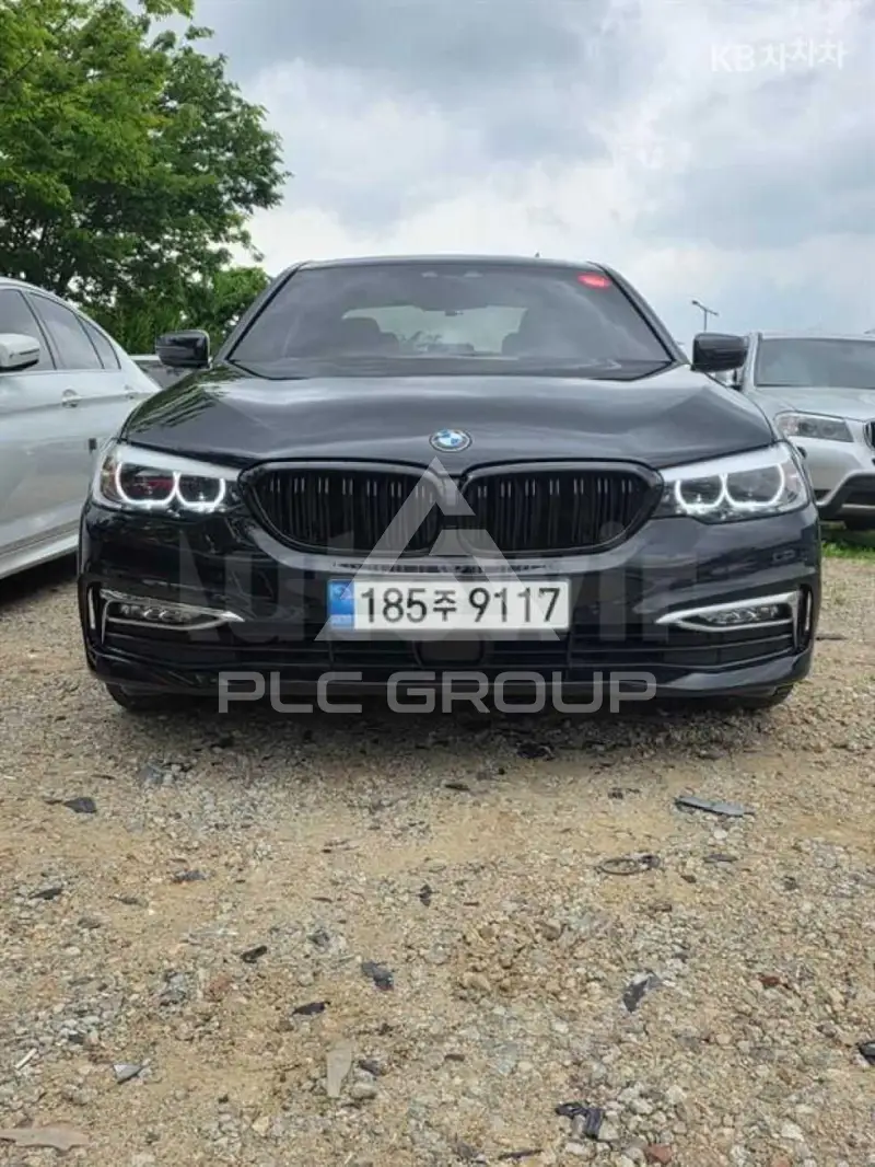 2018 BMW 523