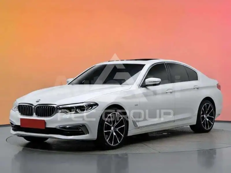 2018 BMW 523