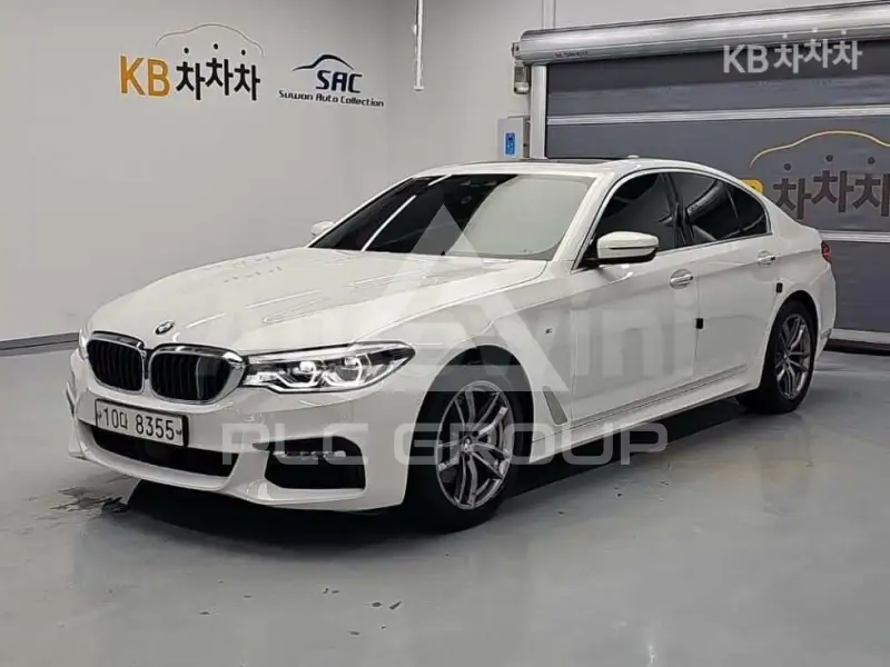 2018 BMW 523