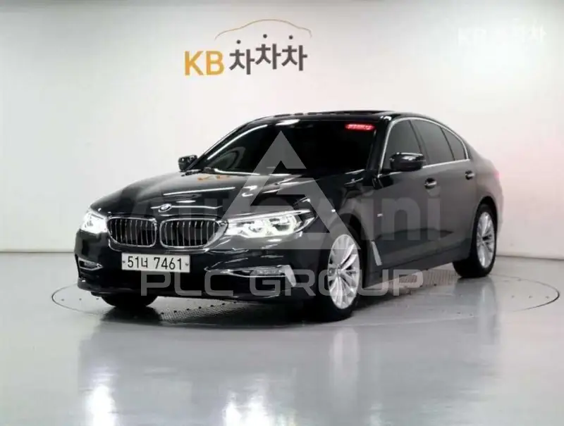 2018 BMW 523