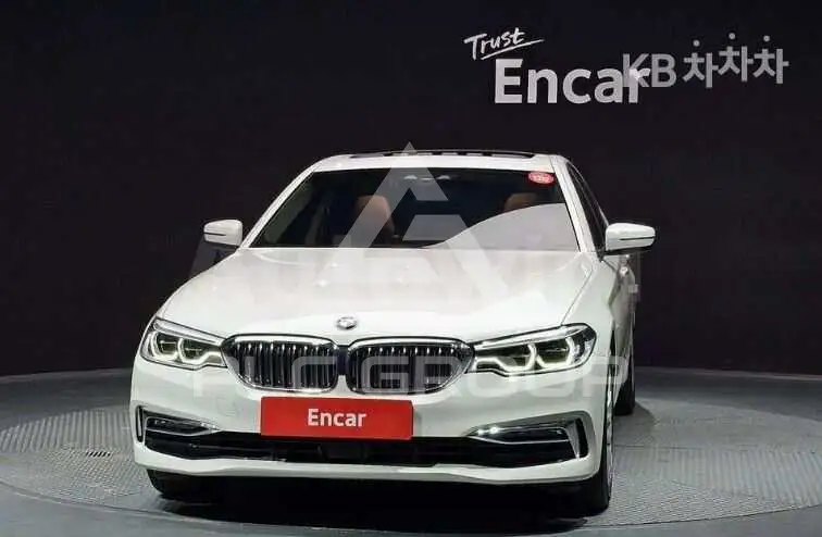2018 BMW 523
