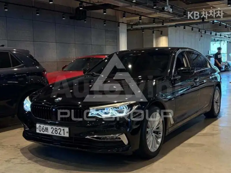 2018 BMW 523