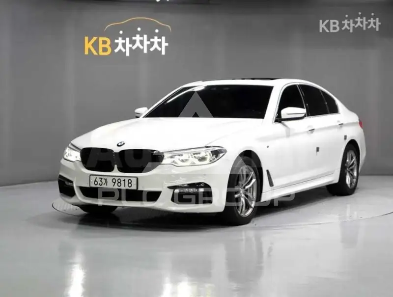 2018 BMW 523