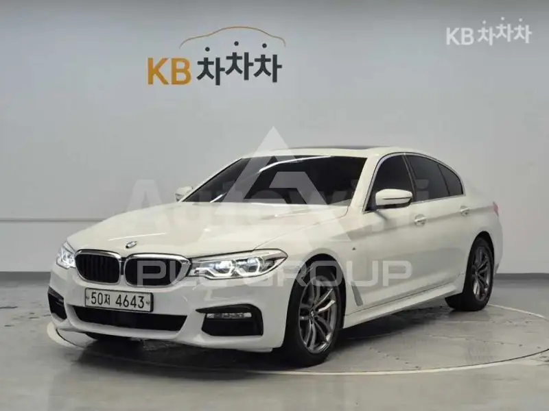 2018 BMW 523