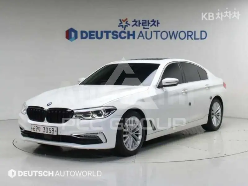2018 BMW 523