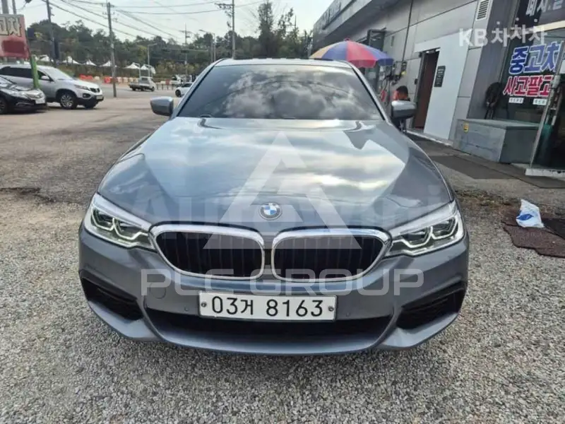 2018 BMW 523