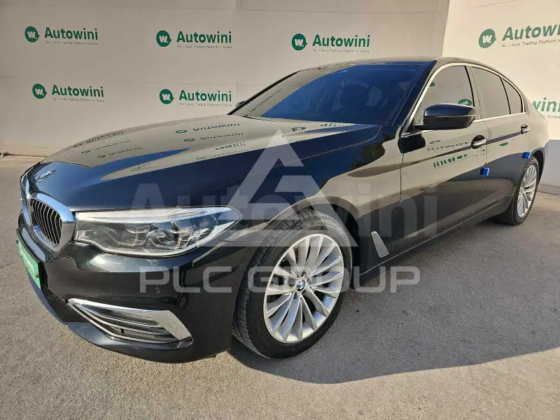 2018 BMW 523