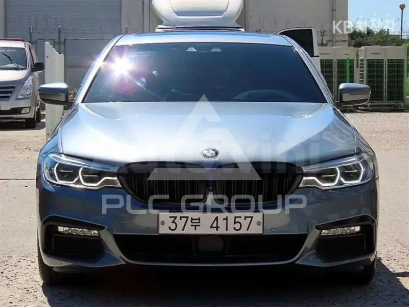 2018 BMW 523