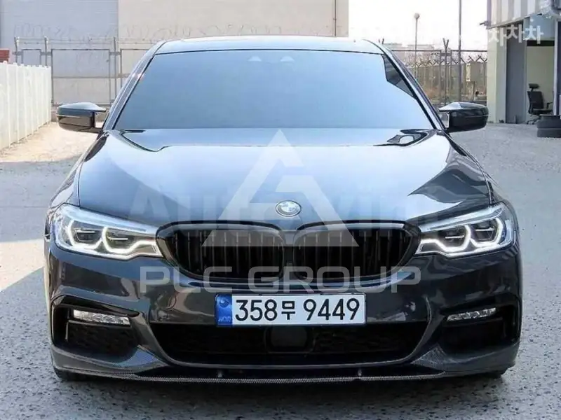 2018 BMW 523