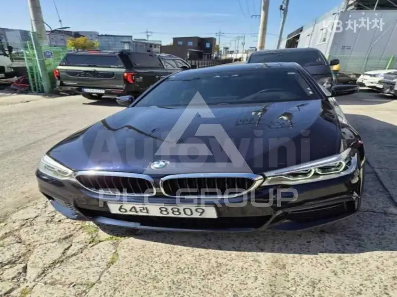 2018 BMW 523