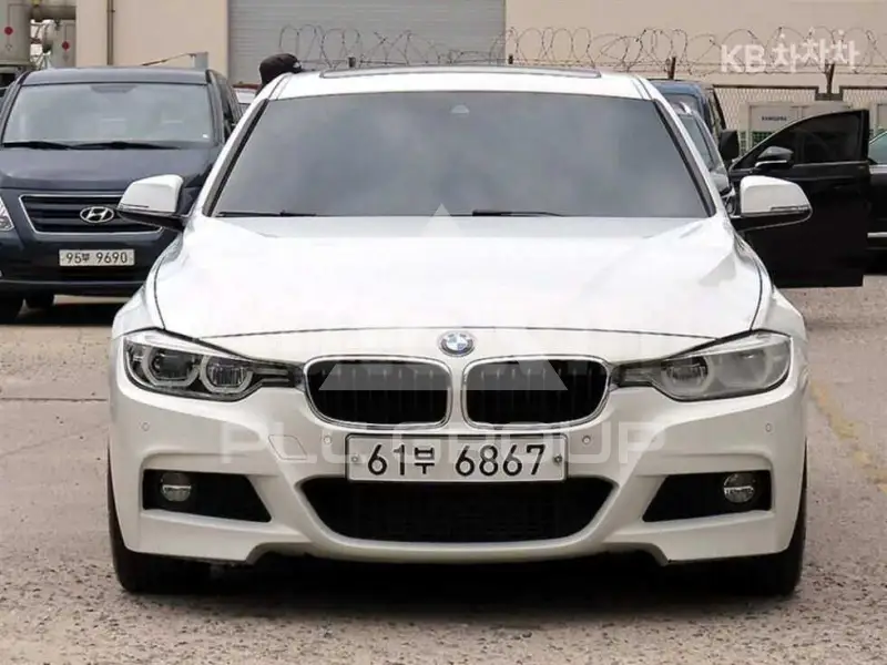 2018 BMW 330